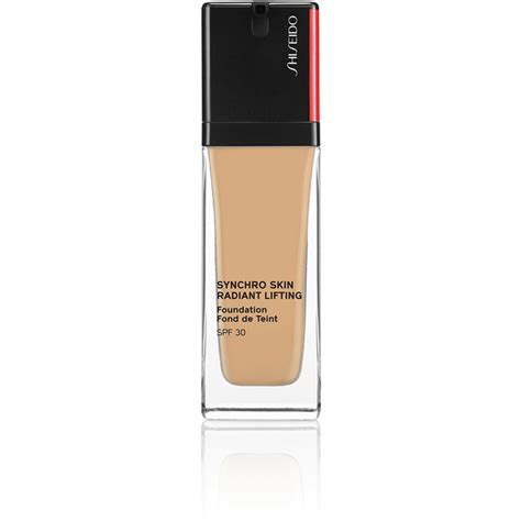 Shiseido Synchro Skin Radiant Lifting Foundation 330 Bamboo | Blush.no