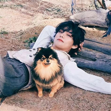 Kim Taehyung (김태형) on Instagram: “♡》Yeontan is extremely cute and ...