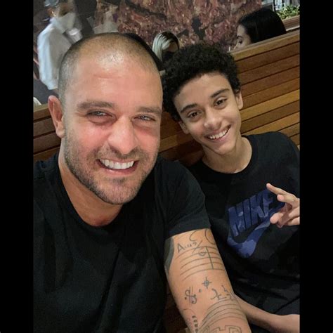 Foto Diogo Nogueira é pai de Davi de 16 anos fruto de um