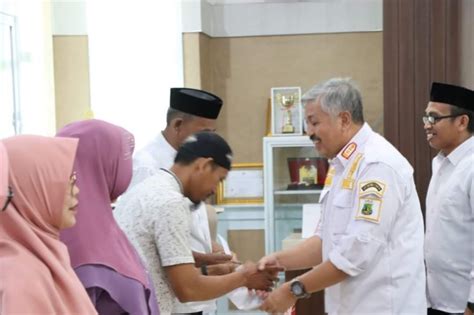 Bupati Pinrang Irwan Hamid Lepas Cjh Asn Yang Berangkat Ke Tanah Suci