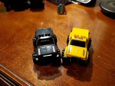 2 Vintage 1986 McDonald S Schaper Stomper Chevy S 10 4x4 Black Yellow