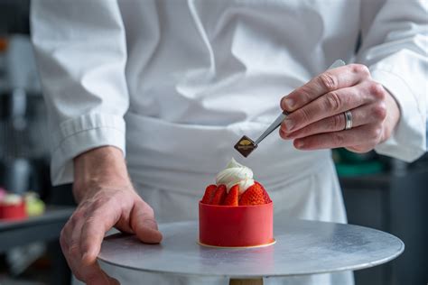 Jean-Victor Bellaye brings fresh pastry inspiration to Mandarin