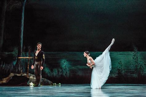 Chicago Dance Review Giselle Joffrey Ballet Stage And Cinema