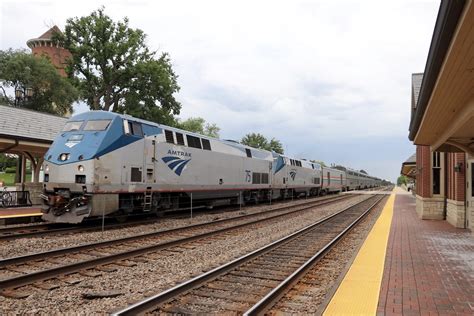 The Westbound California Zephyr Amtrak 75 Leads Amtrak Tra Flickr