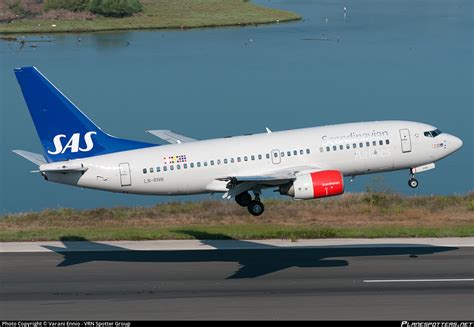 LN RNN SAS Scandinavian Airlines Boeing 737 783 Photo By Varani Ennio