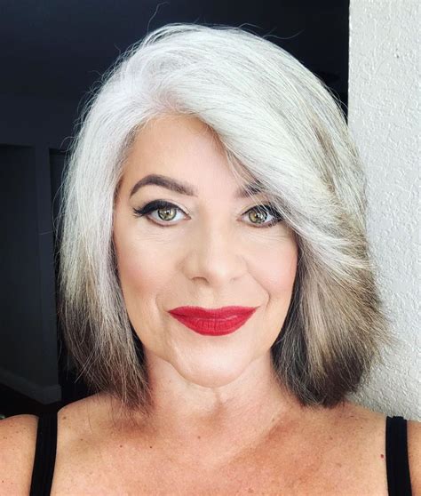 Hairstyles For Transitioning To Grey Hair Hairstyle Catalog