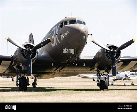 C47 Air Train Hi Res Stock Photography And Images Alamy