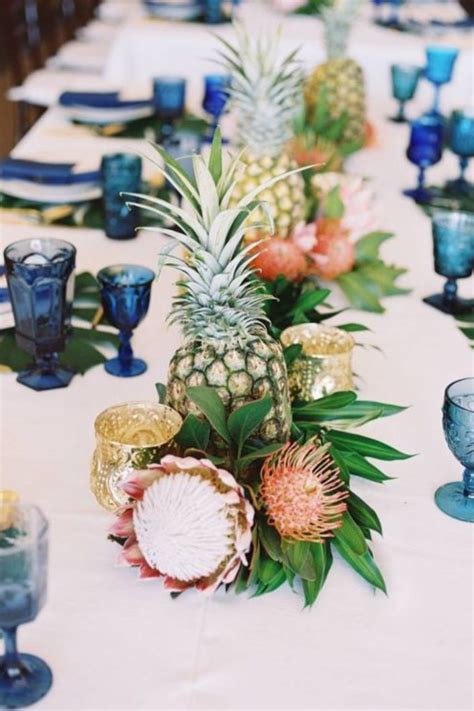 Tropical Wedding Flowers: Inspiration