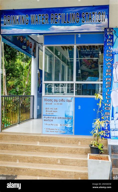 Sri Lanka, Drinking Water Refill Station in Ella in the Sri Lankan hill country Stock Photo - Alamy