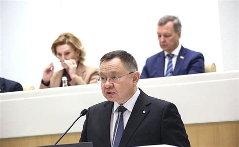 В Совете Федерации выступил Министр строительства и жилищно ...
