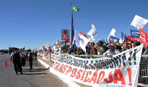 Ex Territórios Empregados municipais do Amapá e de Roraima têm direito