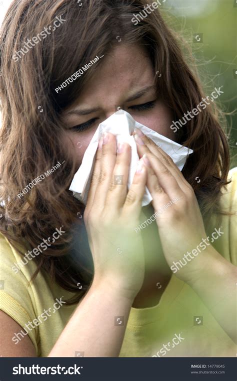 Pretty Woman Sneeze Allergy Season Stock Photo 14779045 Shutterstock