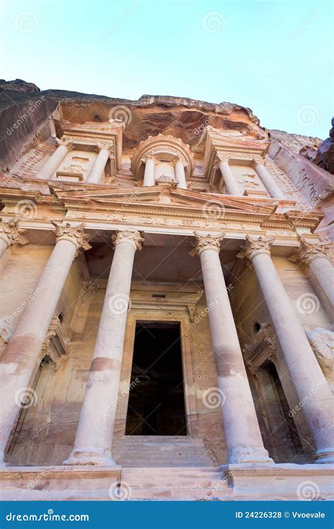 The Treasury Monument In Antique City Petra Stock Photo Image Of