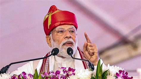 PM Modi Slams Congress Regimes In Karnataka Rajasthan Over Lack Of