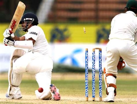 Mohammad Rafique And Khaled Mashud Celebrate The Dismissal Of Sachin