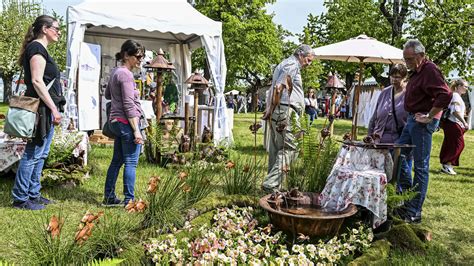 Fulda 21 000 Menschen Besuchen Gartenfest Auf Schloss Fasanerie