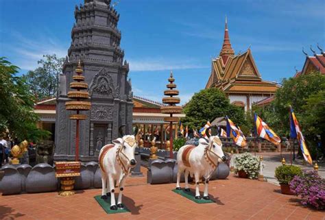 Siem Reap Halbtägige Stadtrundfahrt am Morgen GetYourGuide