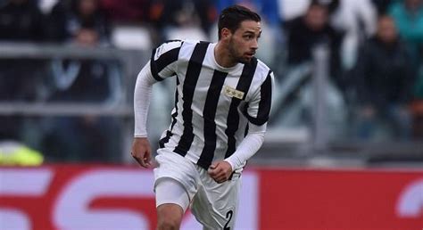 Mattia De Sciglio Set To Leave Juventus This Summer Juvefc