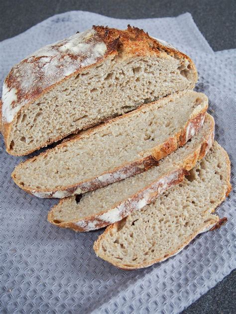 Pain De Campagne French Country Bread Caroline S Cooking