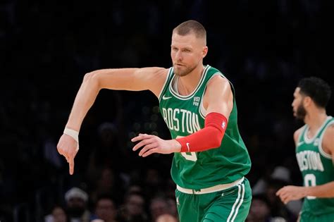 Kristaps Porzingis injury: Celtics center leaves game with eye ...