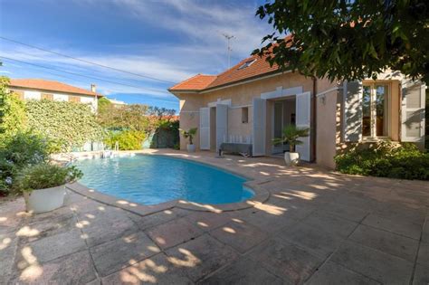 Luxuriöse 6 Zimmern Villa zu verkaufen in Cap d Antibes Antibes