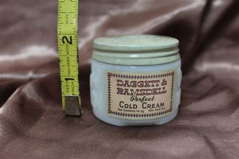 VINTAGE DAGGETT RAMSDELL Perfect Cold Cream Jar W LABEL Metal Lid