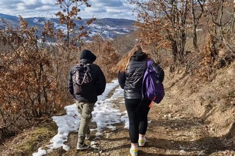 Pri A O Sestri I Bratu Sa Sjevera Do Kole Pje A E Kilometrima Po