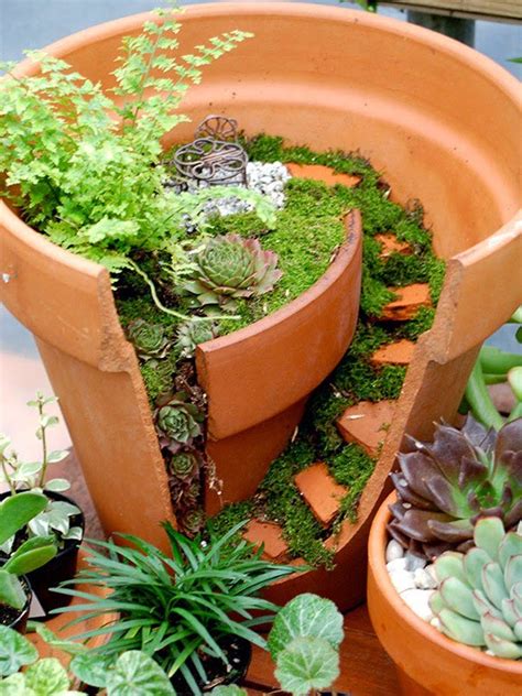 Quiero más diseño Jardines hechos con macetas rotas recicladas