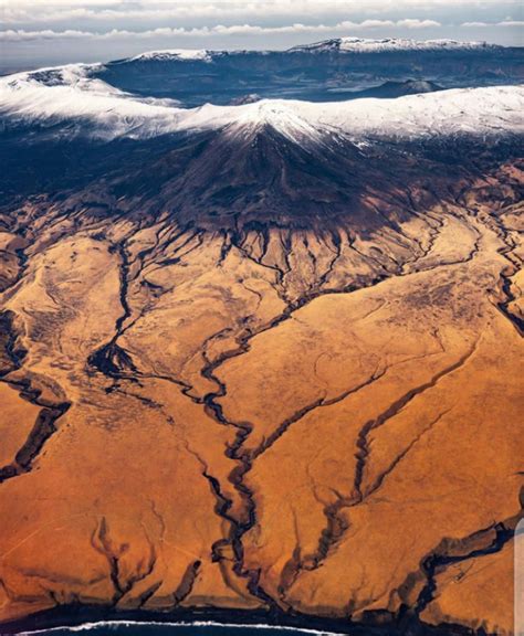 A sneak peak into Mount Okmok Caldera. 🇺🇸 : r/naturepics