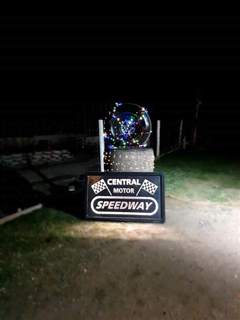 🏁 The chequered flag has been... - Central Motor Speedway | Facebook