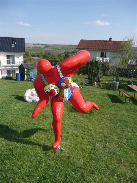 Nanas, Modellieren von Figuren, Modellen, Skulpturen