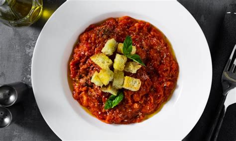 Come Fare La Pappa Al Pomodoro La Ricetta Classica E Una Variante