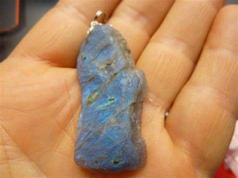 Pendentif Protection En Labradorite Brut Gr Ref