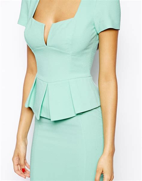 Lyst Asos Petite Peplum Dress In Texture In Green