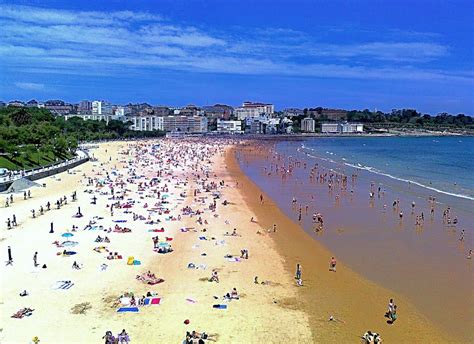 Playas Y Paseos Por La Costa