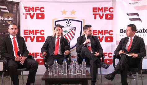 Estudiantes De M Rida Fc Un Equipo De F Tbol Con Una Ciudad Por