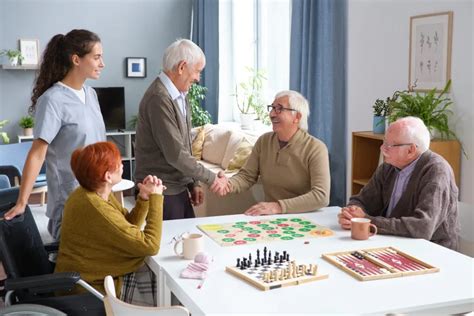 Beneficio De Los Juegos De Mesa En Personas Mayores ABUELO ACTUAL