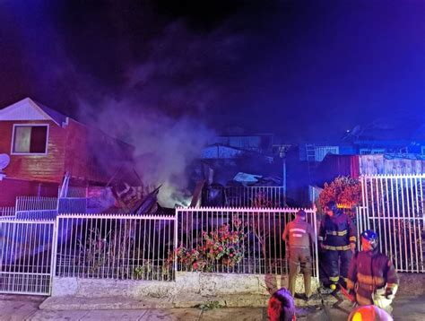 Un Adulto Mayor Murió En Un Voraz Incendio Que Afectó A Cuatro Casas En