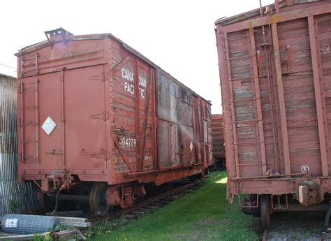 Special Use Canadian Pacific Boxcar Semi Wood Vintage Rtrains
