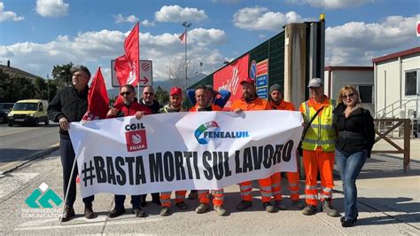 Protesta A Villapiana Sit In Per La Sicurezza Sul Lavoro Youtube