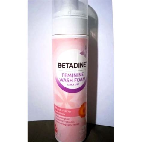 Betadine Feminine Wash Foam Moisturizing Calendula 200ml Shopee Philippines