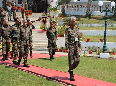 Army Chief Visits Eastern Command HQ Reviews Operational Preparedness