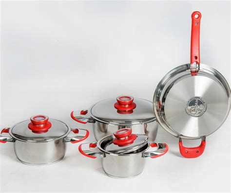 7pc Waterless Cookware Set And 6pc Baking Tray Set And 40cm Braai Boss