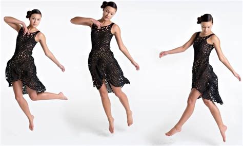 Revolutionary 4d Printed Dress Could Be The Shape Of Things To Come Vestidos Estampados Fazer