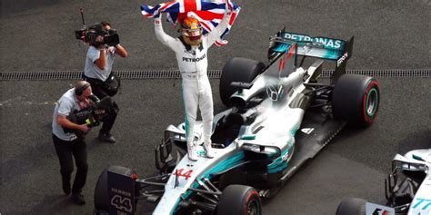 F1 Lewis Hamilton champion du monde pour la quatrième fois son best