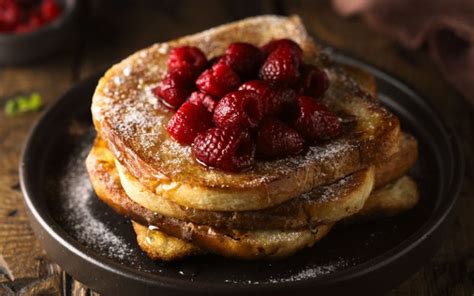 Baked Cinnamon Toast With Fruit Lincoln County Reserve Maple Syrup