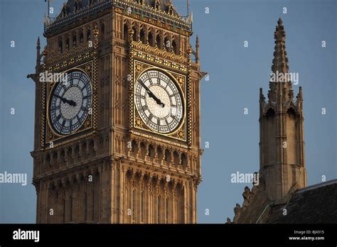 Big Ben clock tower of Palace of Westminster Stock Photo - Alamy 