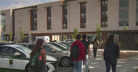 Sacramento State Students Start Moving Back In Cbs Sacramento