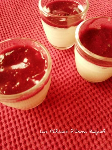 Panna Cotta Noix De Coco Et Coulis De Framboises Lire