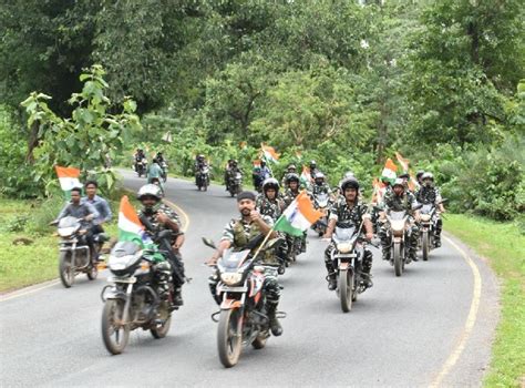 Tiranga Yatra Took Out In Jagargunda The Soldiers Took Out A Bike